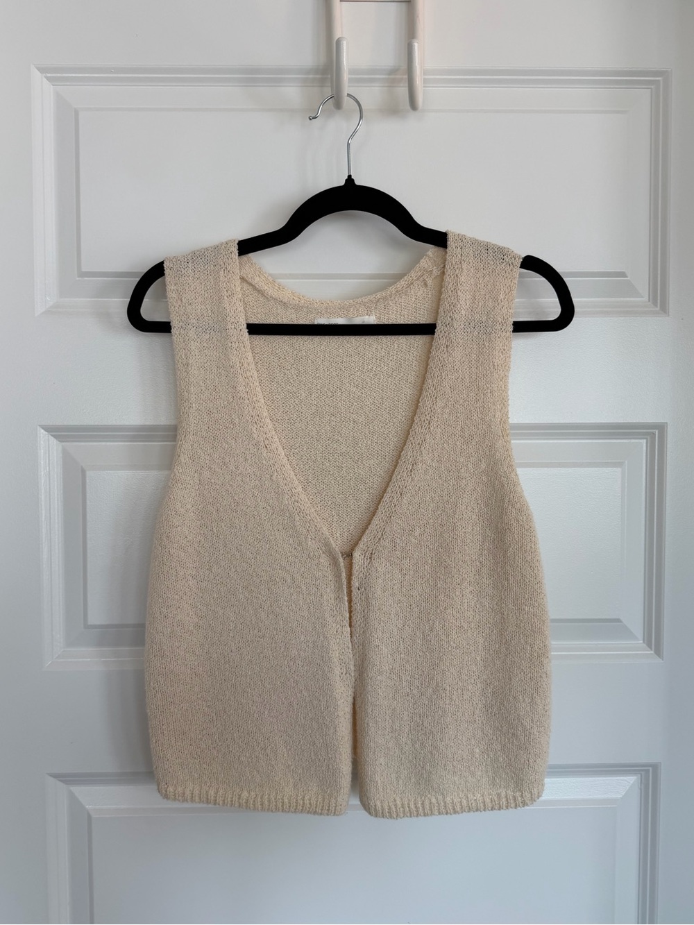 Oak + Fort Cream Knit Sleeveless Vest